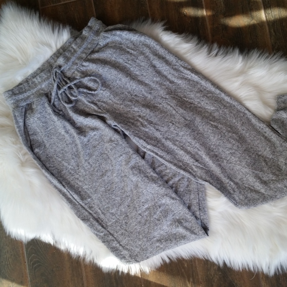 B2G1 *5 STAR* Soft Knit Gray Joggers - Picture 2 of 3